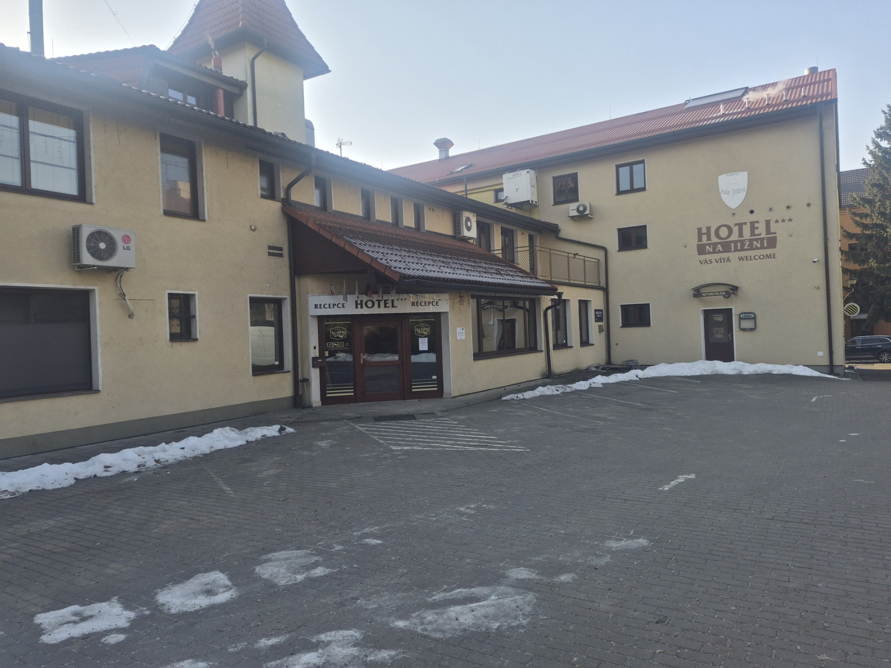 hotel